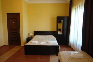 Отель Marshal Resort Kobuleti Кобулети Двухместный номер с 1 кроватью или 2 отдельными кроватями и видом на море-4